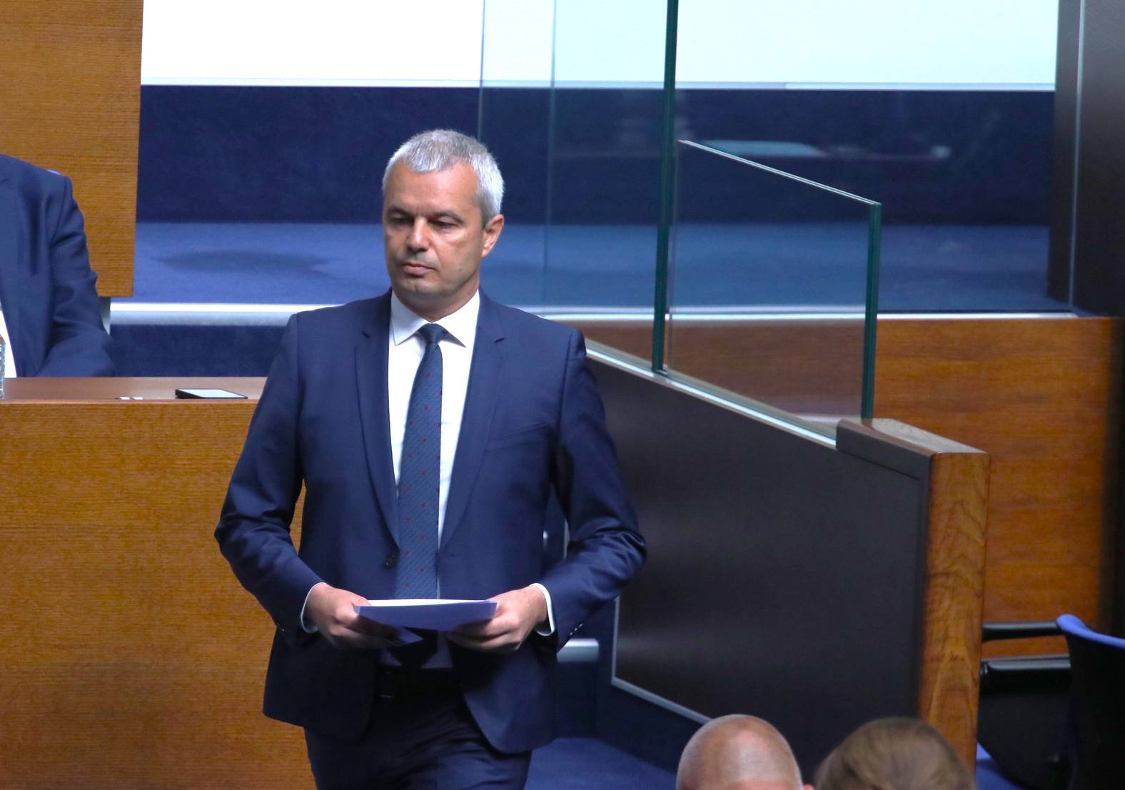  Костадин Костадинов 